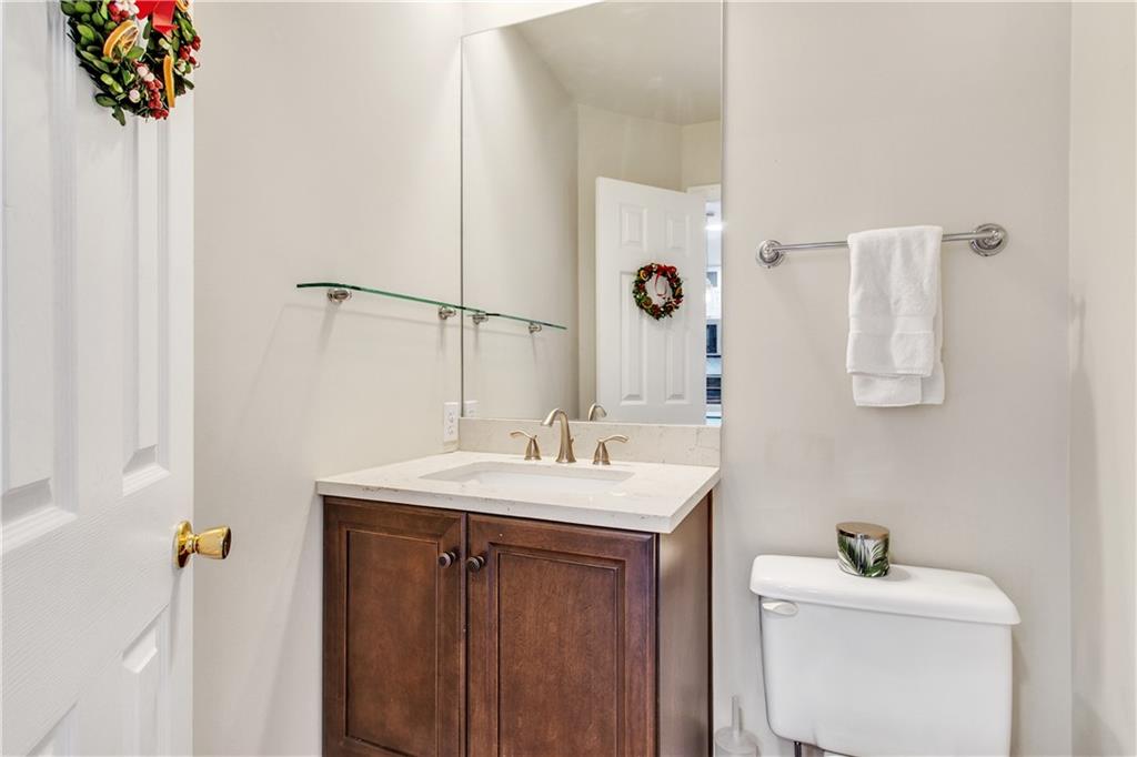 410 Noble Street Pittsburgh, PA 15232 - Photo 12 of 25