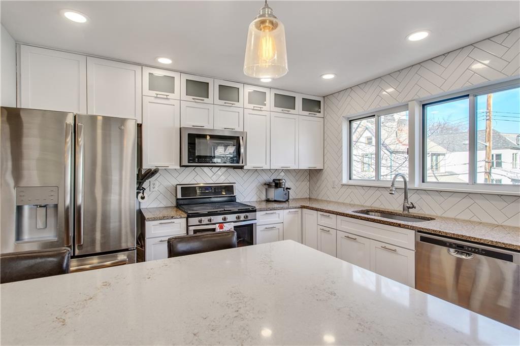 410 Noble Street Pittsburgh, PA 15232 - Photo 10 of 25