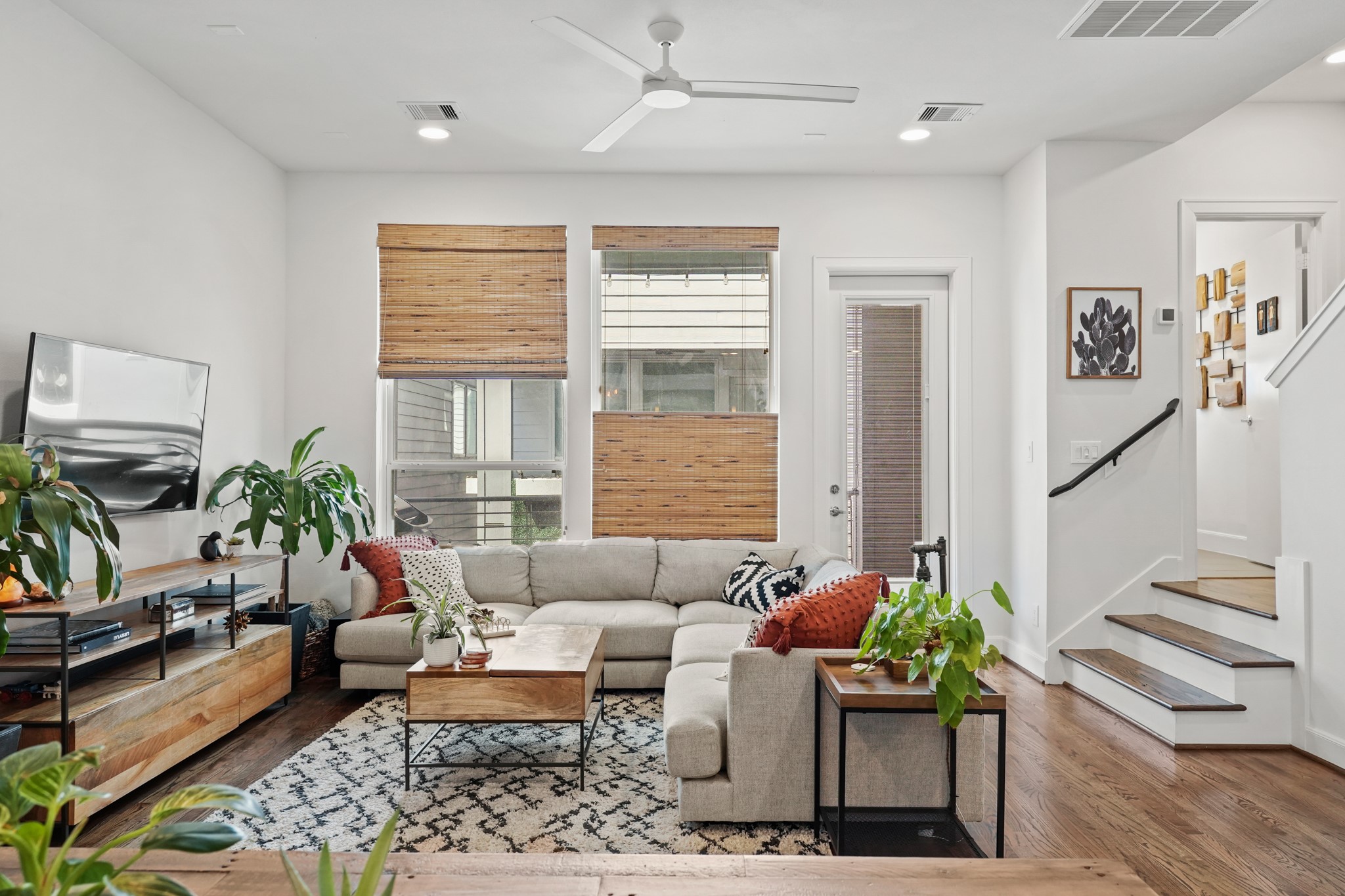 Custom blinds and hardwood floors throughout. *Photos taken prior to current tenants*