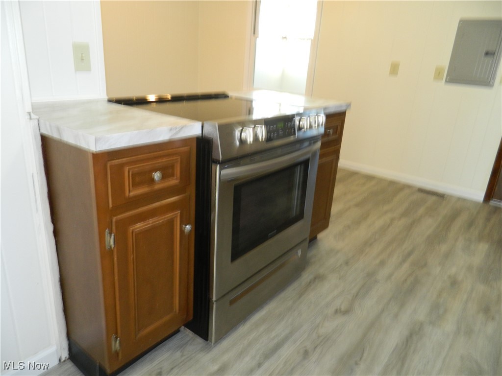 4888 Forest Road Mentor, OH 44060 - Photo 5 of 20