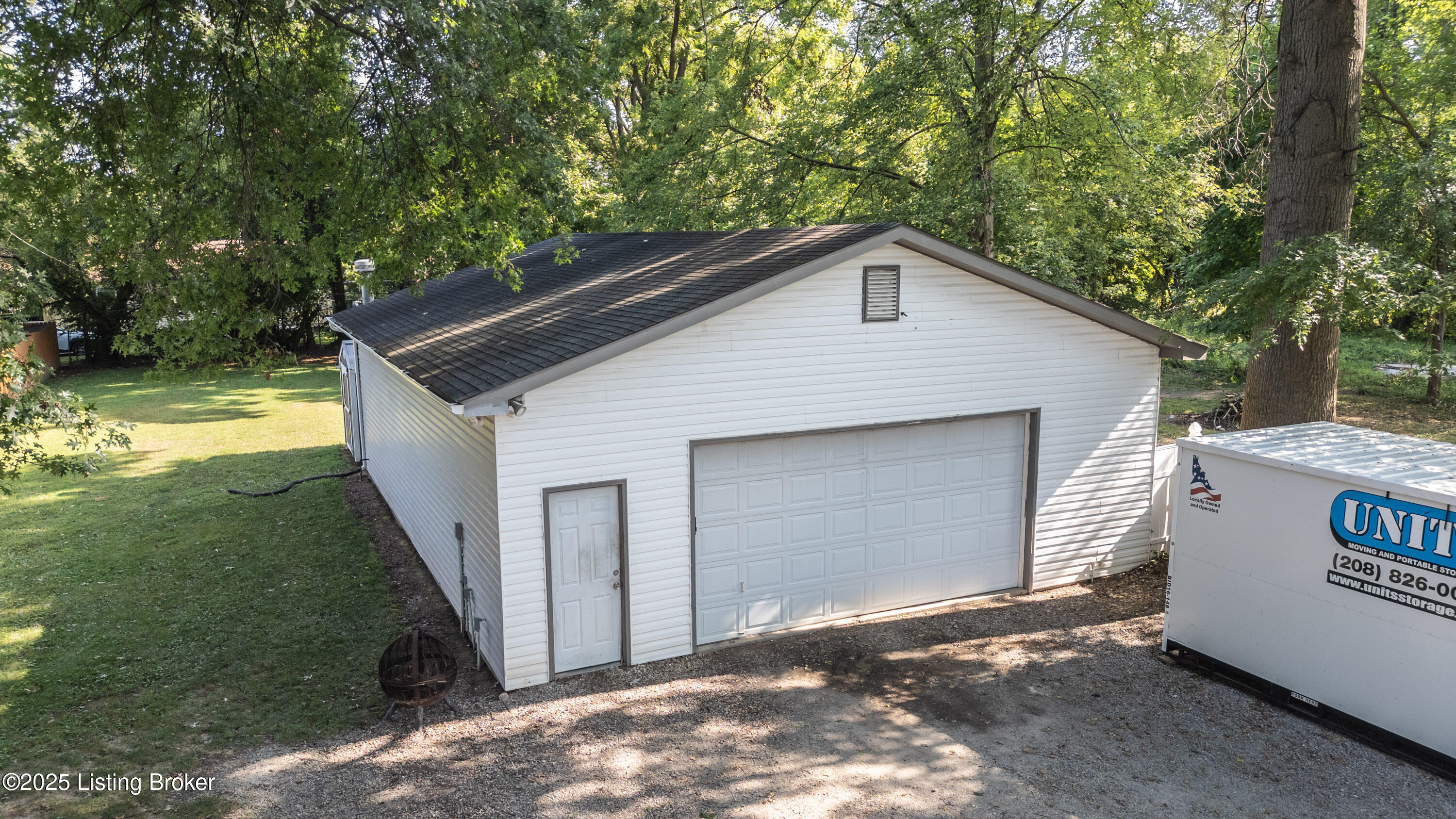 2431 Donna Road Louisville, KY 40216 - Photo 40 of 40 Drone_008
