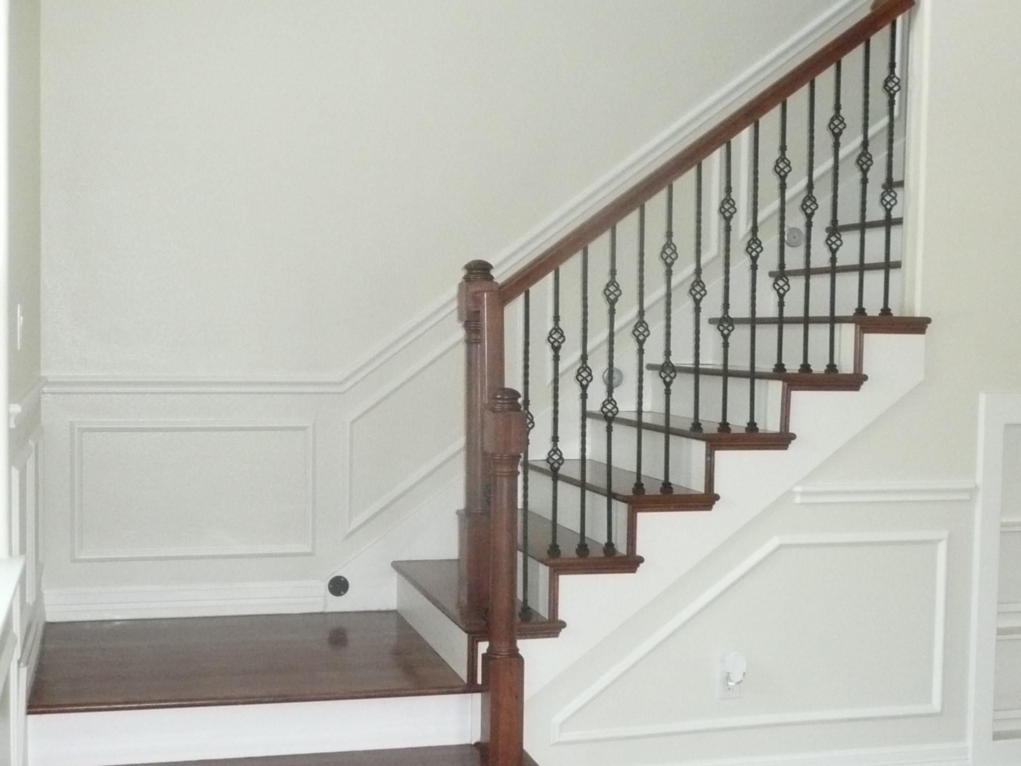 9505 Shoreham Street Houston, TX 77093 - Photo 13 of 13 stairs
