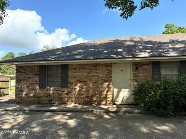 $1,100 | 100 Charolais Street, Unit B, Lafayette, LA 70506