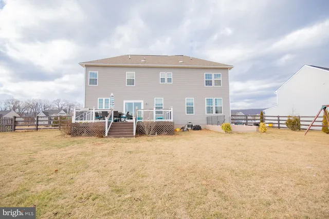 $599,000 | 725 Holland Drive, Martinsburg, WV 25403