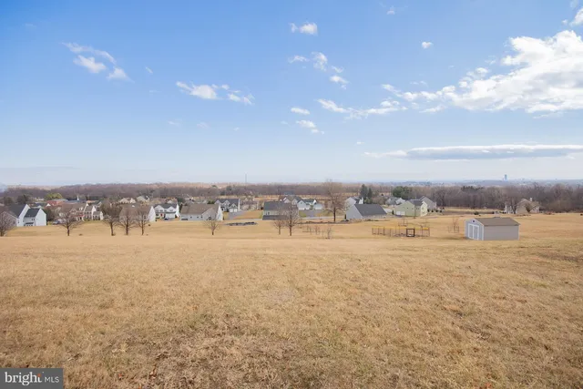 $599,000 | 725 Holland Drive, Martinsburg, WV 25403