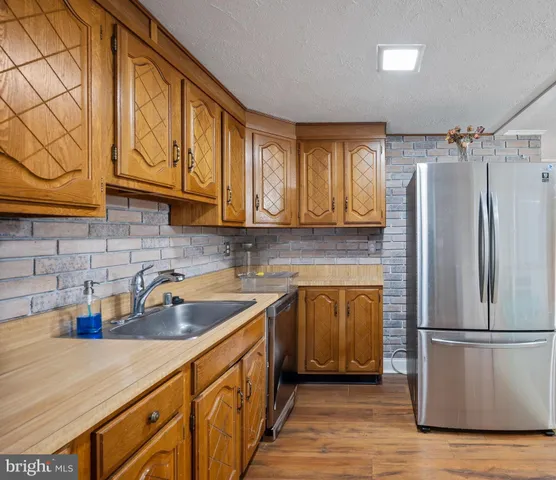 $225,000 | 320 Wisewell Court, Halethorpe, MD 21227