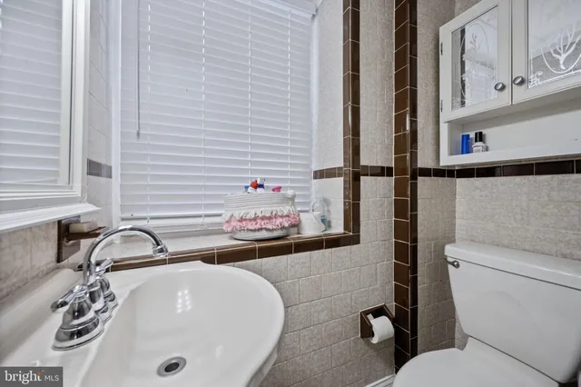 $225,000 | 320 Wisewell Court, Halethorpe, MD 21227