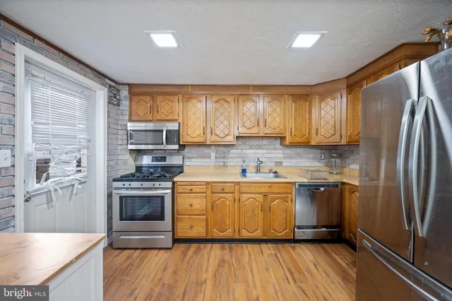 $225,000 | 320 Wisewell Court, Halethorpe, MD 21227