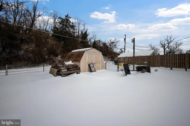 $225,000 | 320 Wisewell Court, Halethorpe, MD 21227