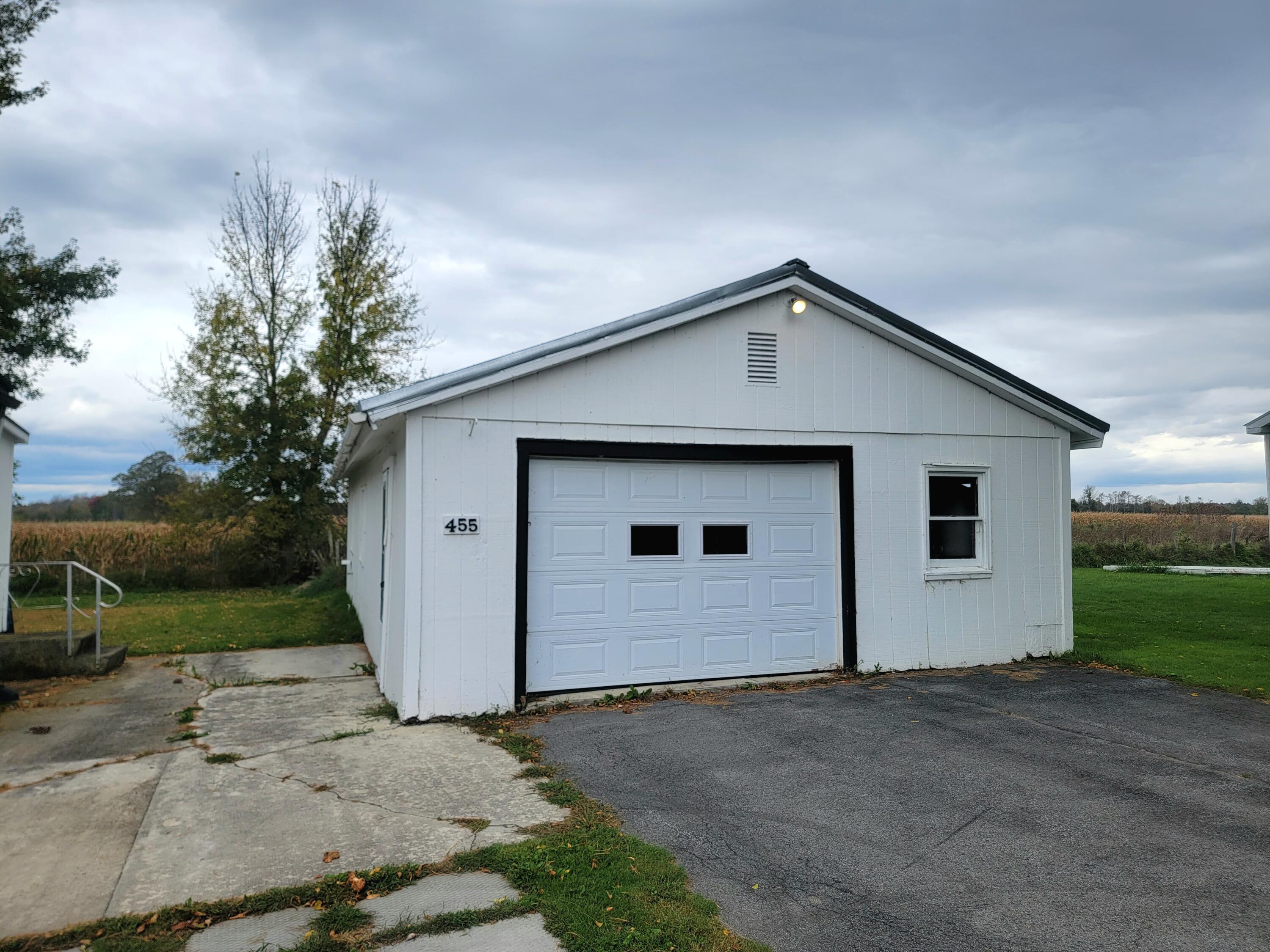 455 Hayford Road Champlain, NY 12919 - Photo 9 of 13 Gallery Image 9