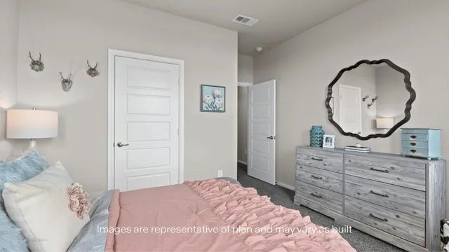 $278,990 | 207 East 17th Street, Wolfforth, TX 79382