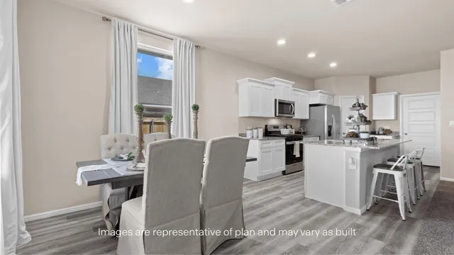 $278,990 | 207 East 17th Street, Wolfforth, TX 79382