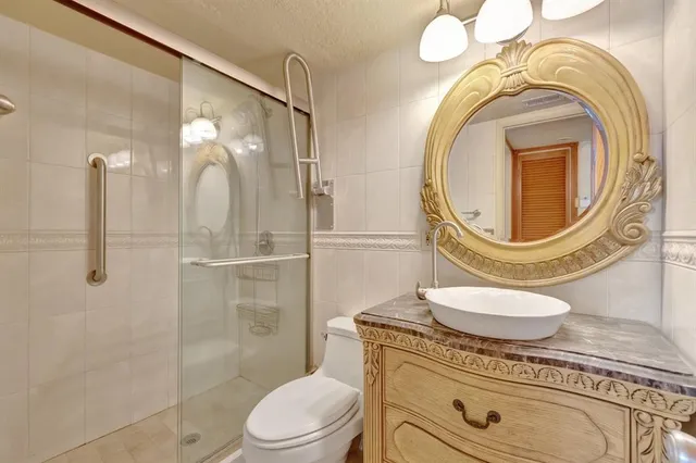 $259,900 | 4502 North Federal Highway, Unit 217B, Lighthouse Point, FL 33064