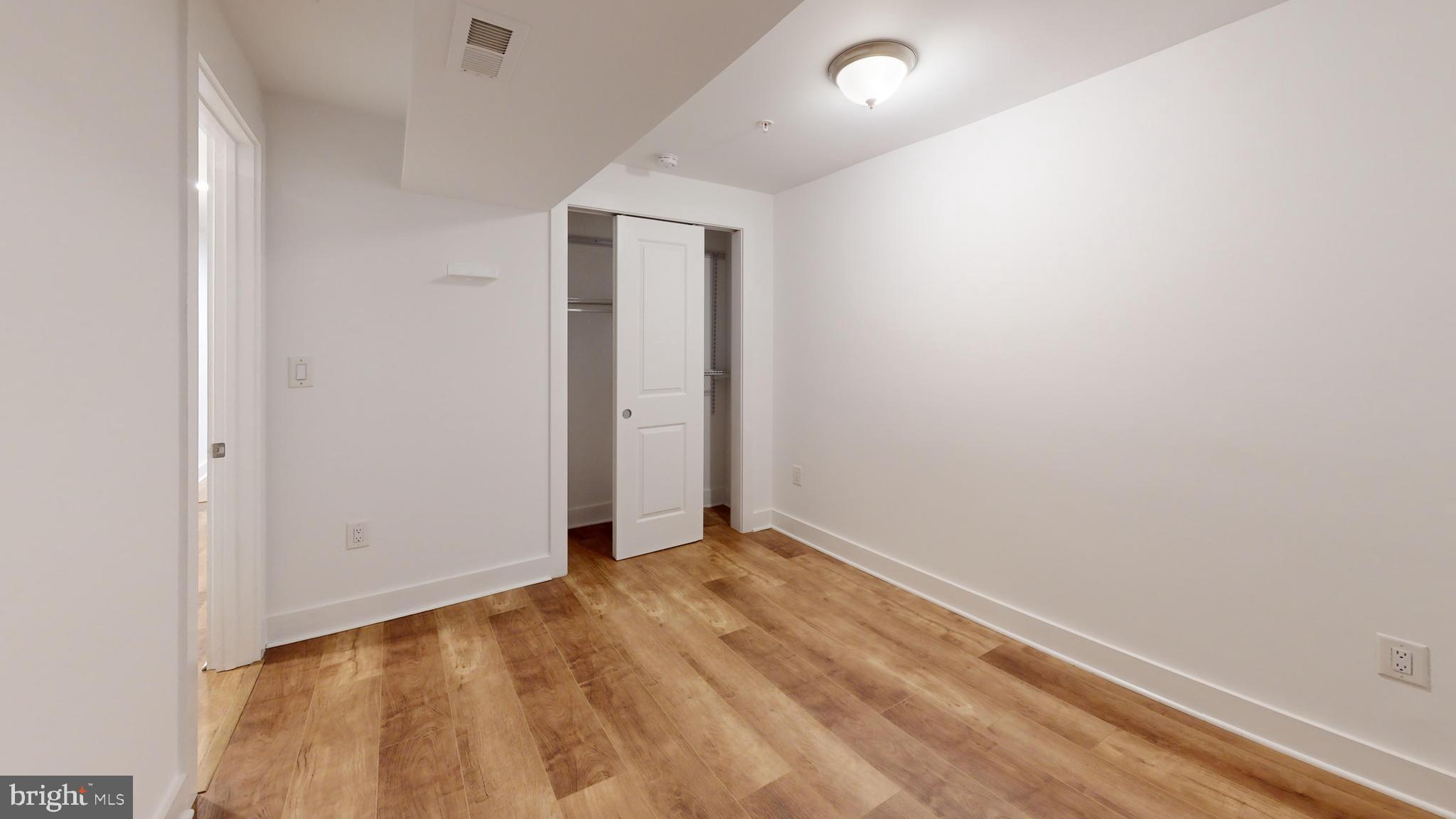 472 Ridge Street Northwest, Unit 3 Washington, DC 20001 - Photo 12 of 14