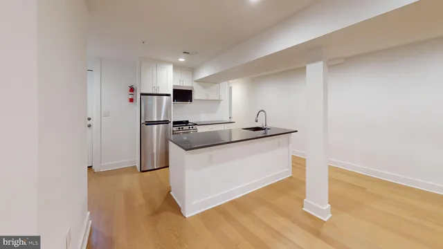 $1,950 | 472 Ridge Street Northwest, Unit 3, Washington, DC 20001