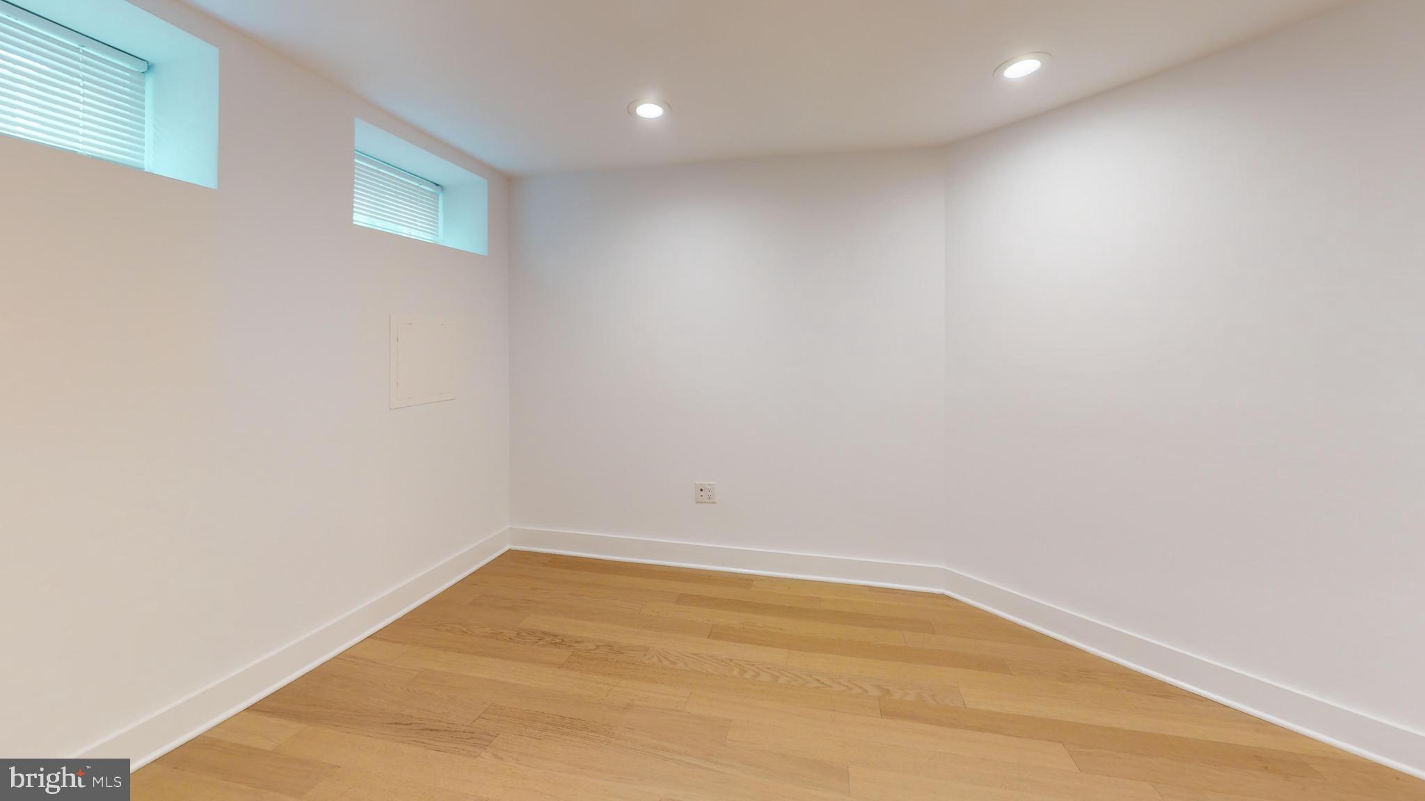 472 Ridge Street Northwest, Unit 3 Washington, DC 20001 - Photo 6 of 14