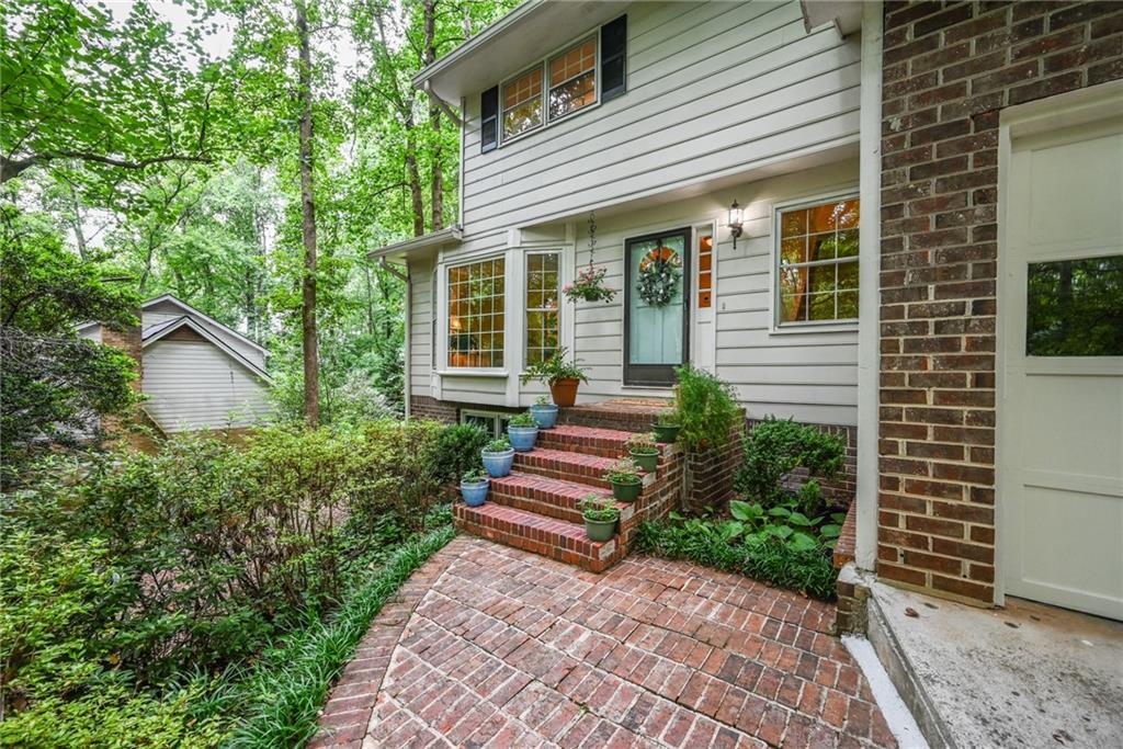 4649 Montauk Road Southwest Lilburn, GA 30047 - Photo 4 of 50