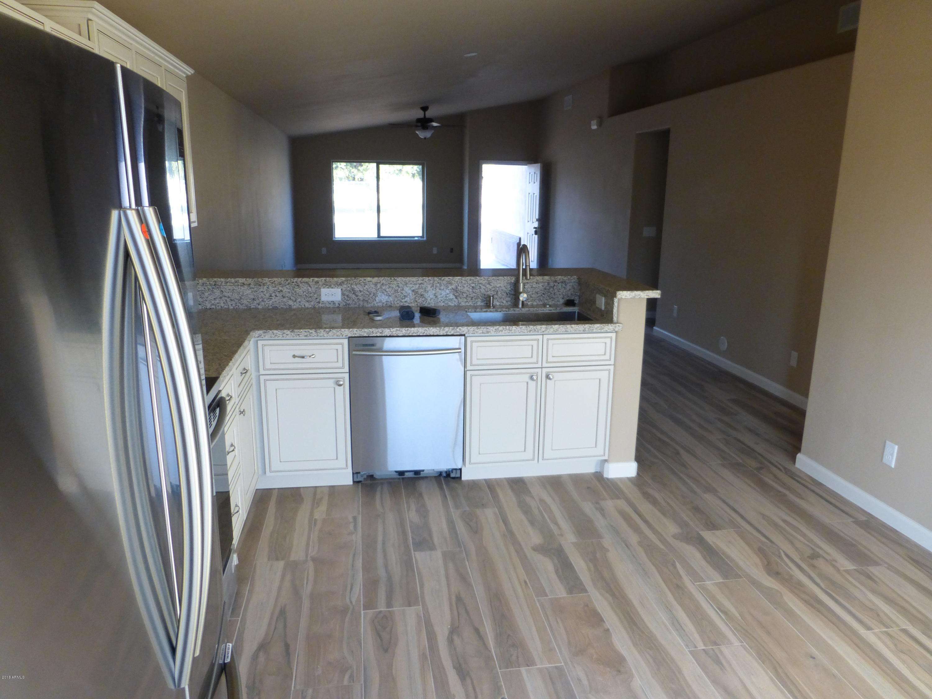 11101 East Cholla Road Mesa, AZ 85207 - Photo 6 of 27 P1000827