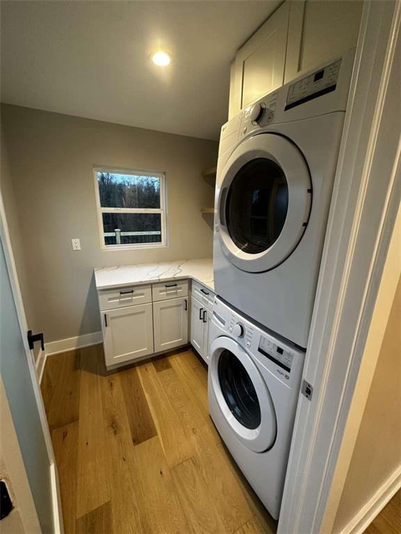 5131 Keiners Lane Pittsburgh, PA 15205 - Photo 8 of 24 a utility room with dryer and washer