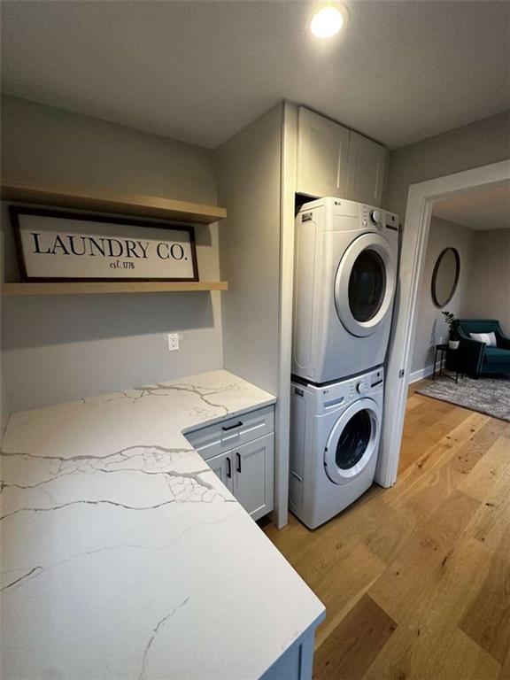 5131 Keiners Lane Pittsburgh, PA 15205 - Photo 9 of 24 a utility room with dryer and washer