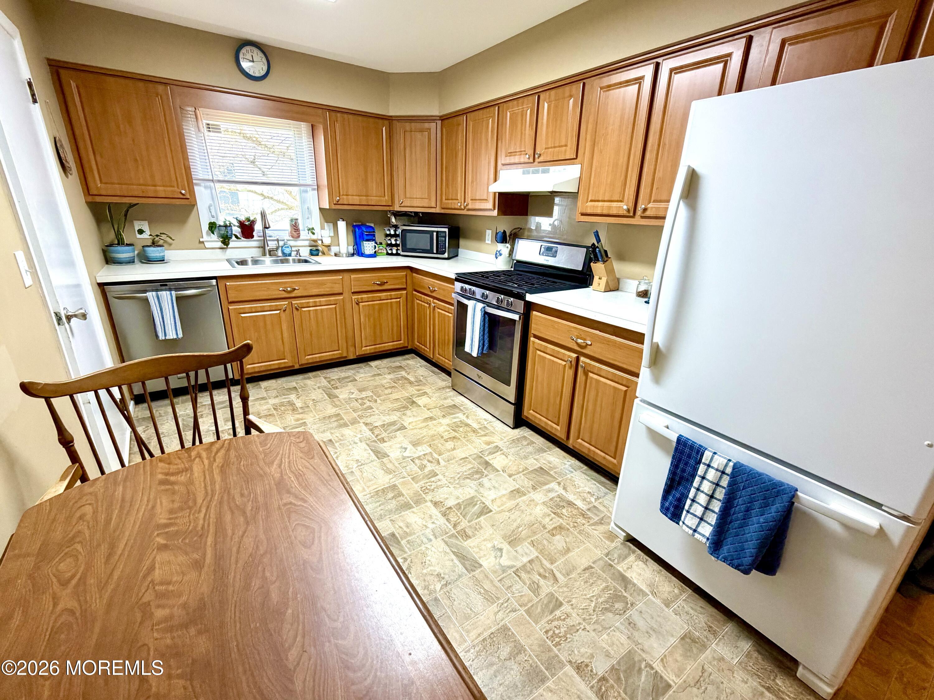 51 Eton Road Toms River, NJ 08757 - Photo 7 of 27 Kitchen with ample cabinet storage