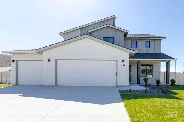 $479,990 | 931 East Perjue Basin Drive, Nampa, ID 83686