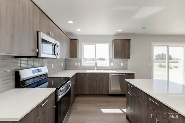 $464,990 | 931 East Perjue Basin Drive, Nampa, ID 83686