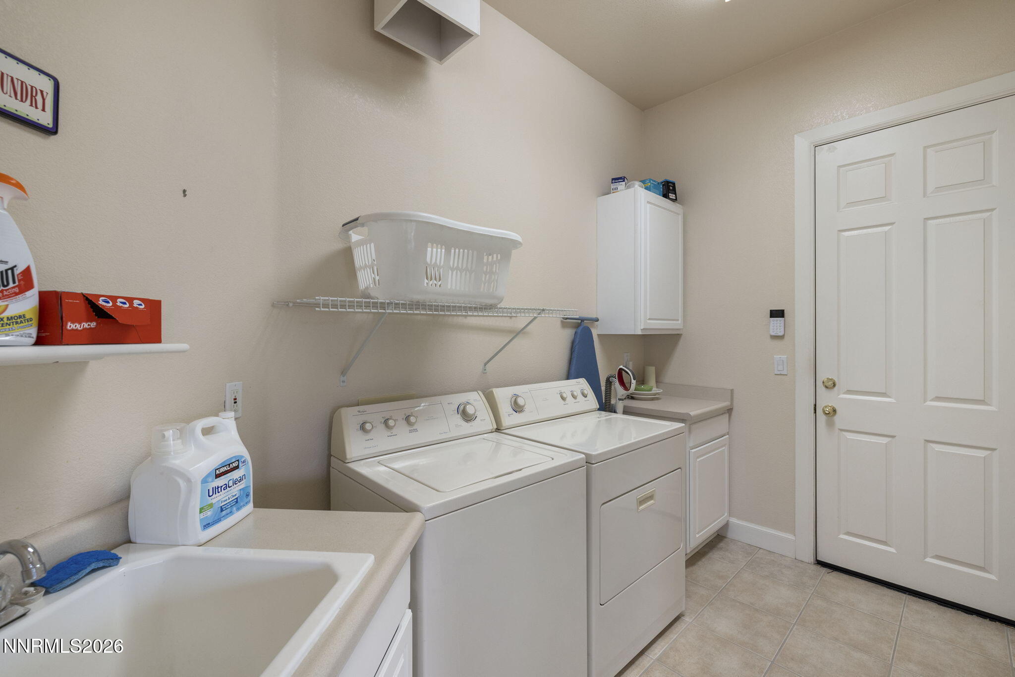 3385 Meridian Lane Reno, NV 89509 - Photo 44 of 67 17-web-or-mls-IMG_3073