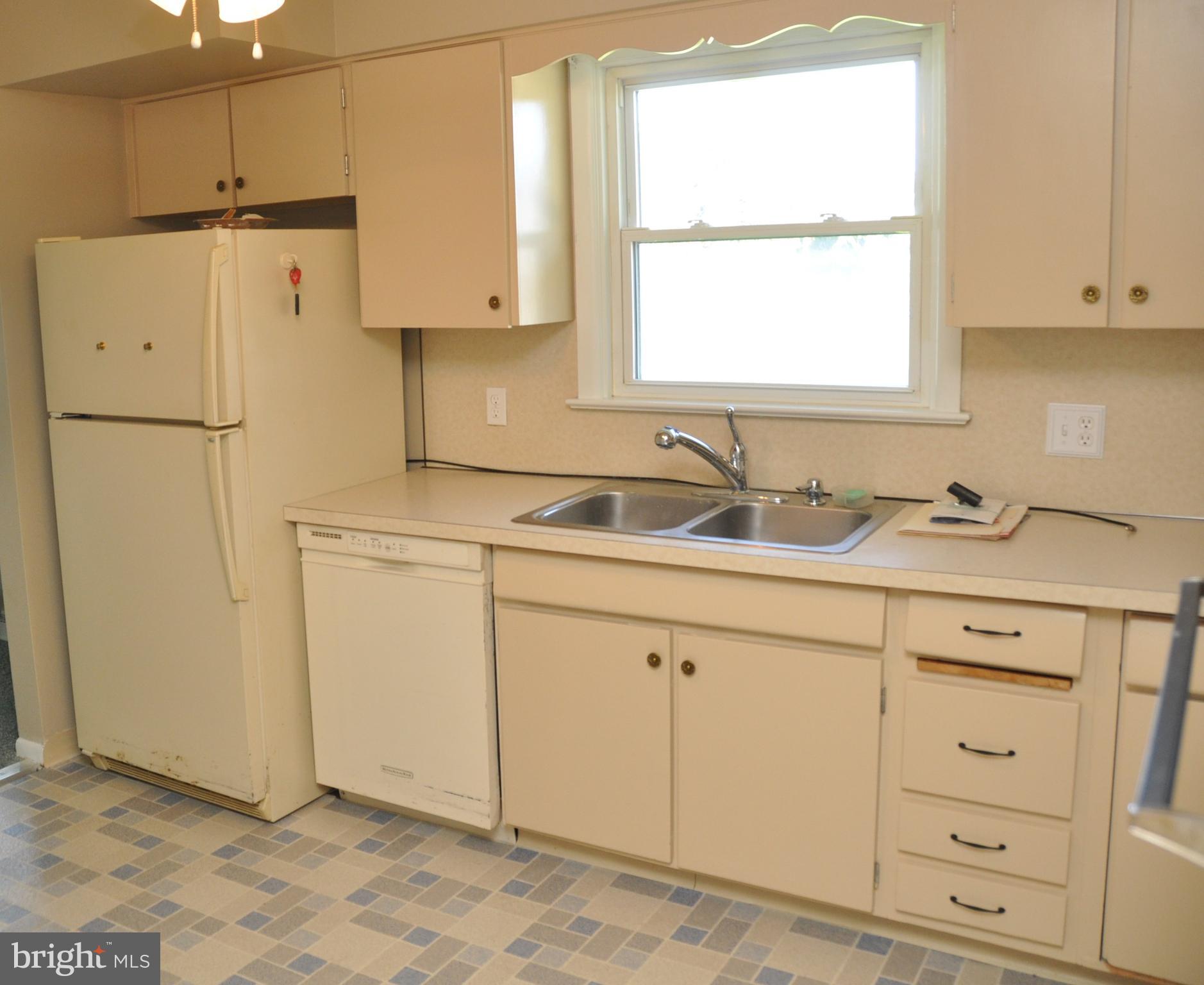 3481 Willow Road Dover, PA 17315 - Photo 3 of 20 Gallery Image 3