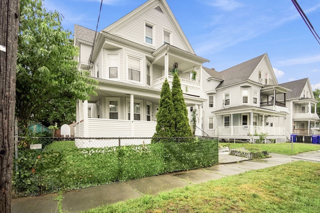 18-20 Kendall Street Springfield, MA 01104 - Photo 2 of 41