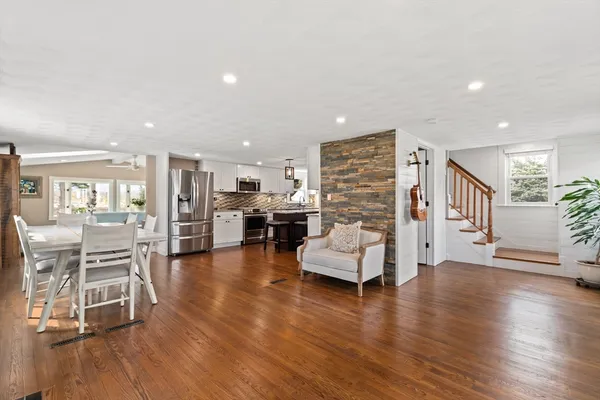 $865,000 | 615 Neponset Street, Norwood, MA 02062