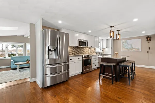 $865,000 | 615 Neponset Street, Norwood, MA 02062