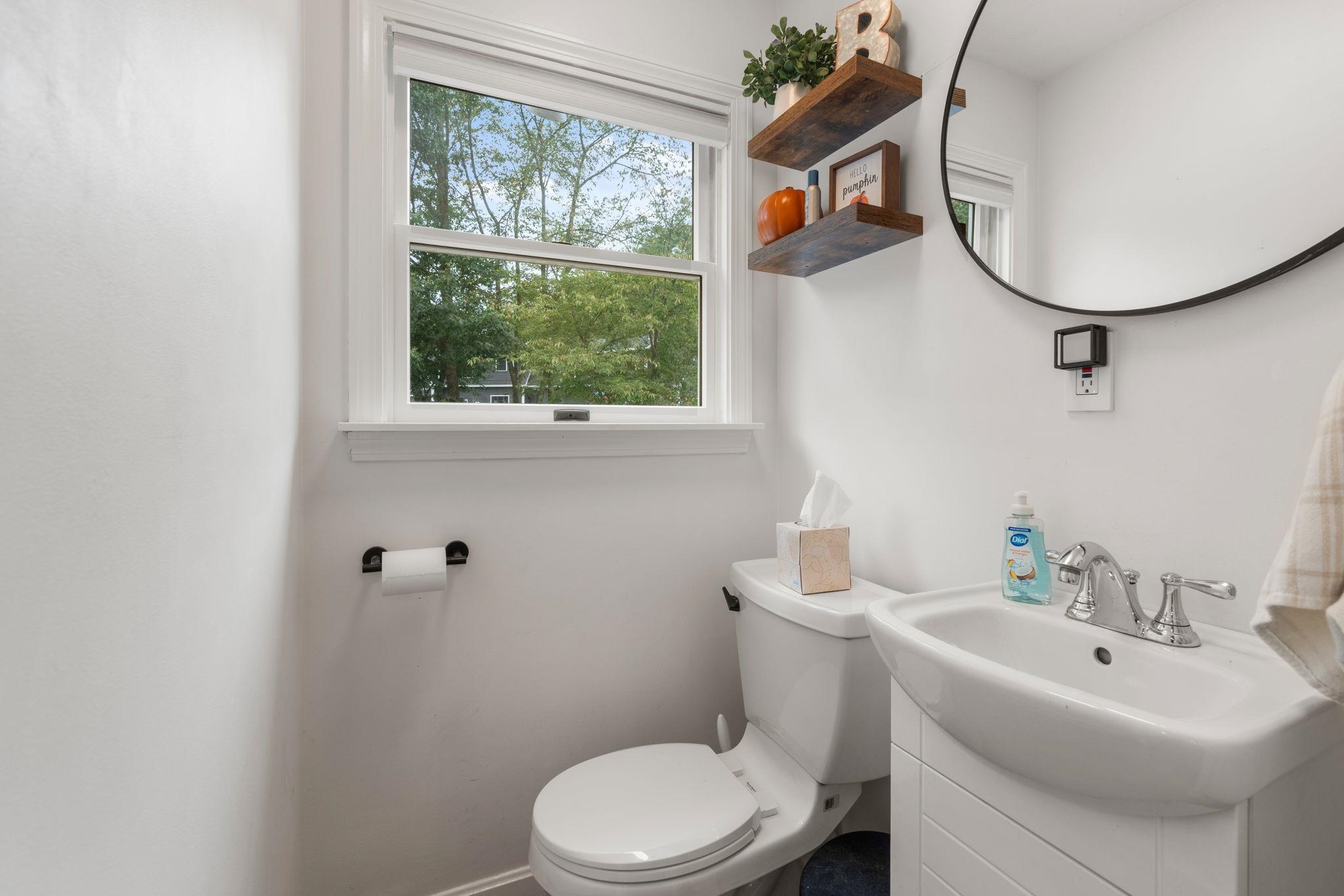 18 Field Avenue Salem, NH 03079 - Photo 22 of 52