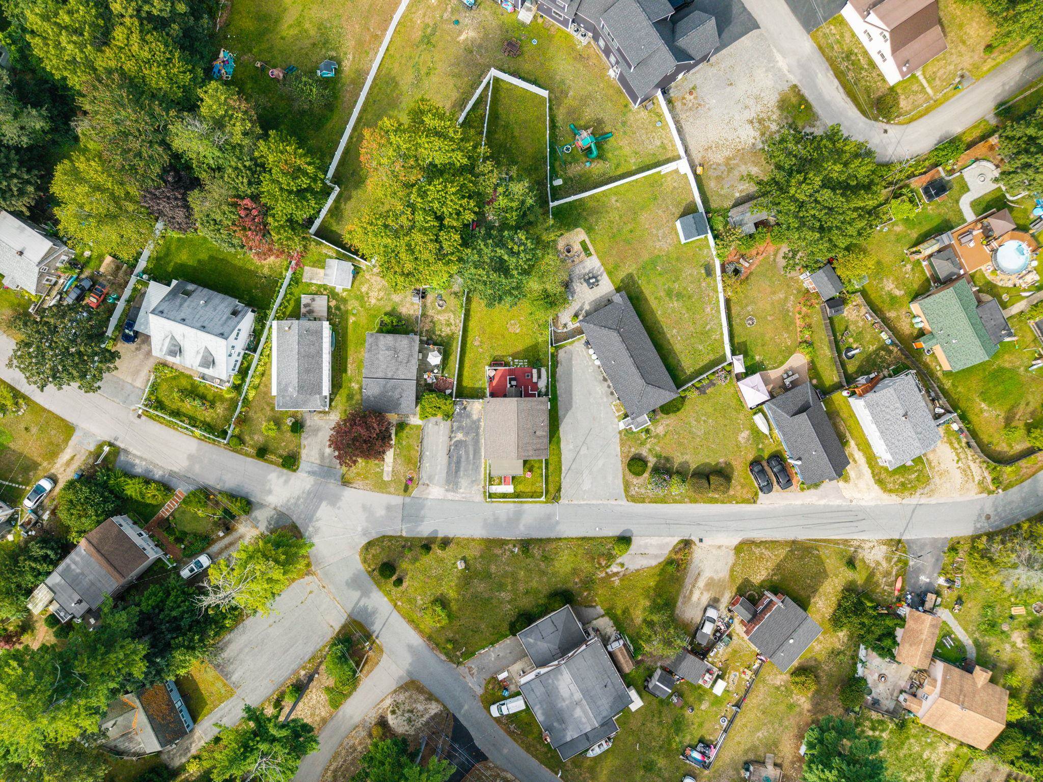 18 Field Avenue Salem, NH 03079 - Photo 45 of 52