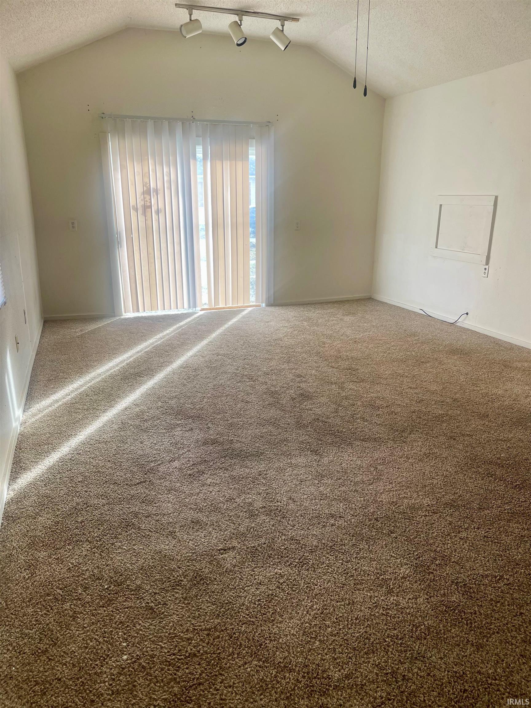 610 West Foster Street Kokomo, IN 46902 - Photo 3 of 6