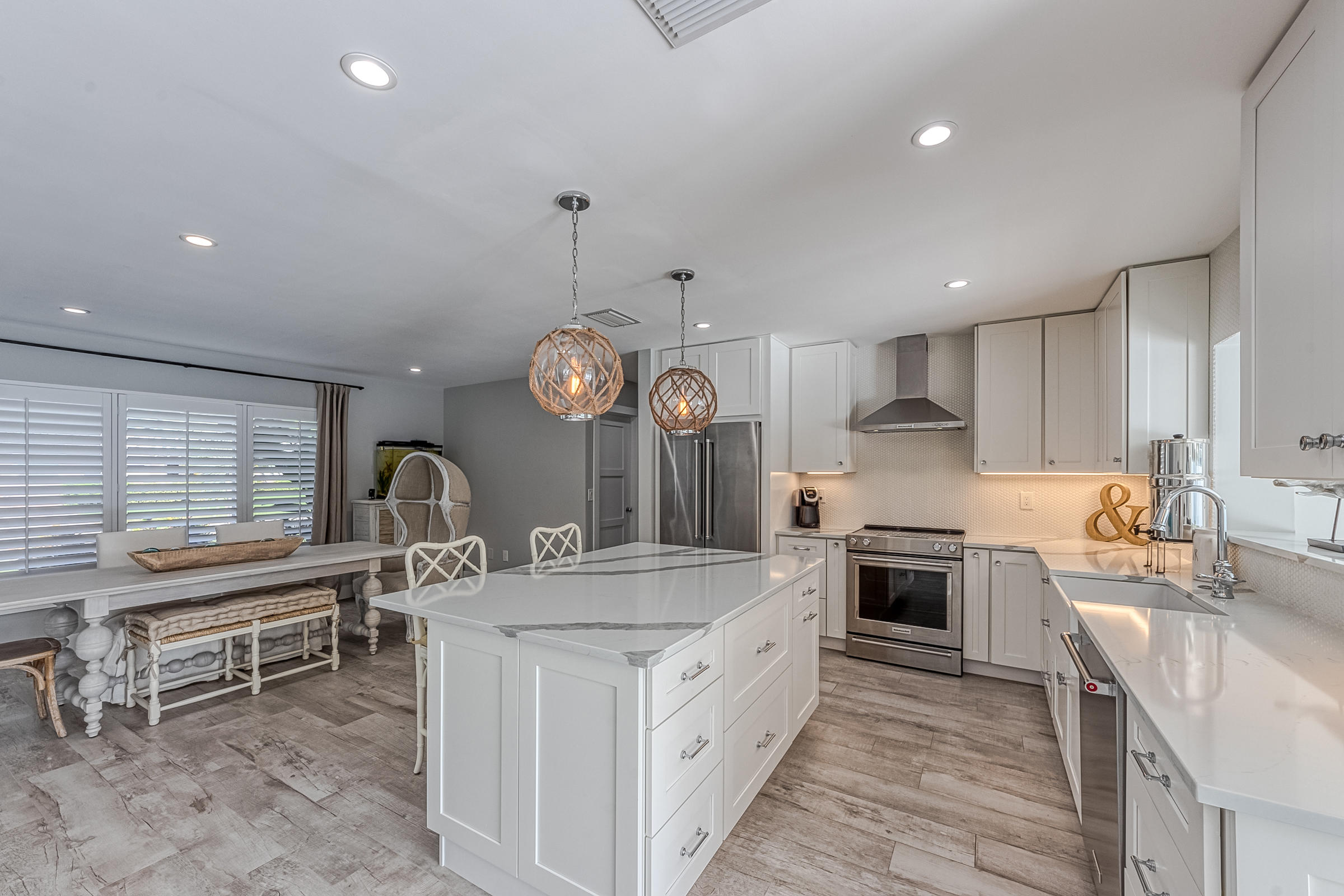 1140 Southwest 13th Drive Boca Raton, FL 33486 - Photo 4 of 24 baker-41
