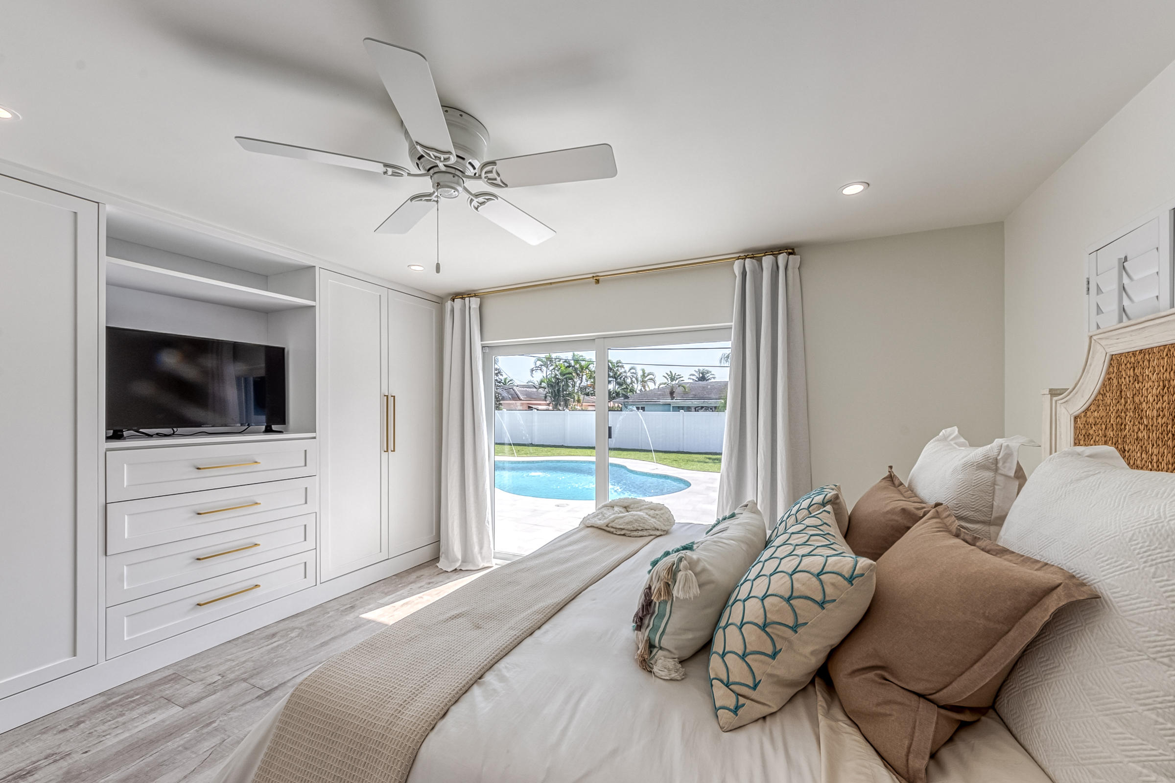 1140 Southwest 13th Drive Boca Raton, FL 33486 - Photo 10 of 24 baker-16