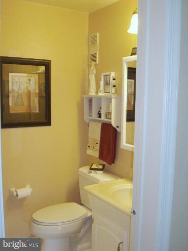 4803 Variation Road Nottingham, MD 21236 - Photo 15 of 25 Bath #1