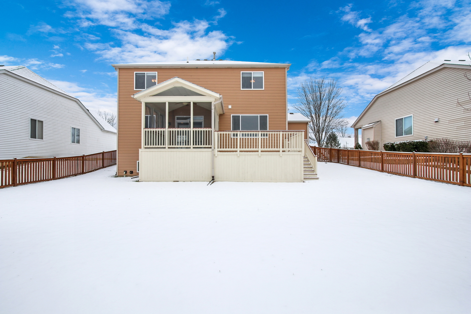 1014 Devon Drive Antioch, IL 60002 - Photo 14 of 51 a view of house with a outdoor space