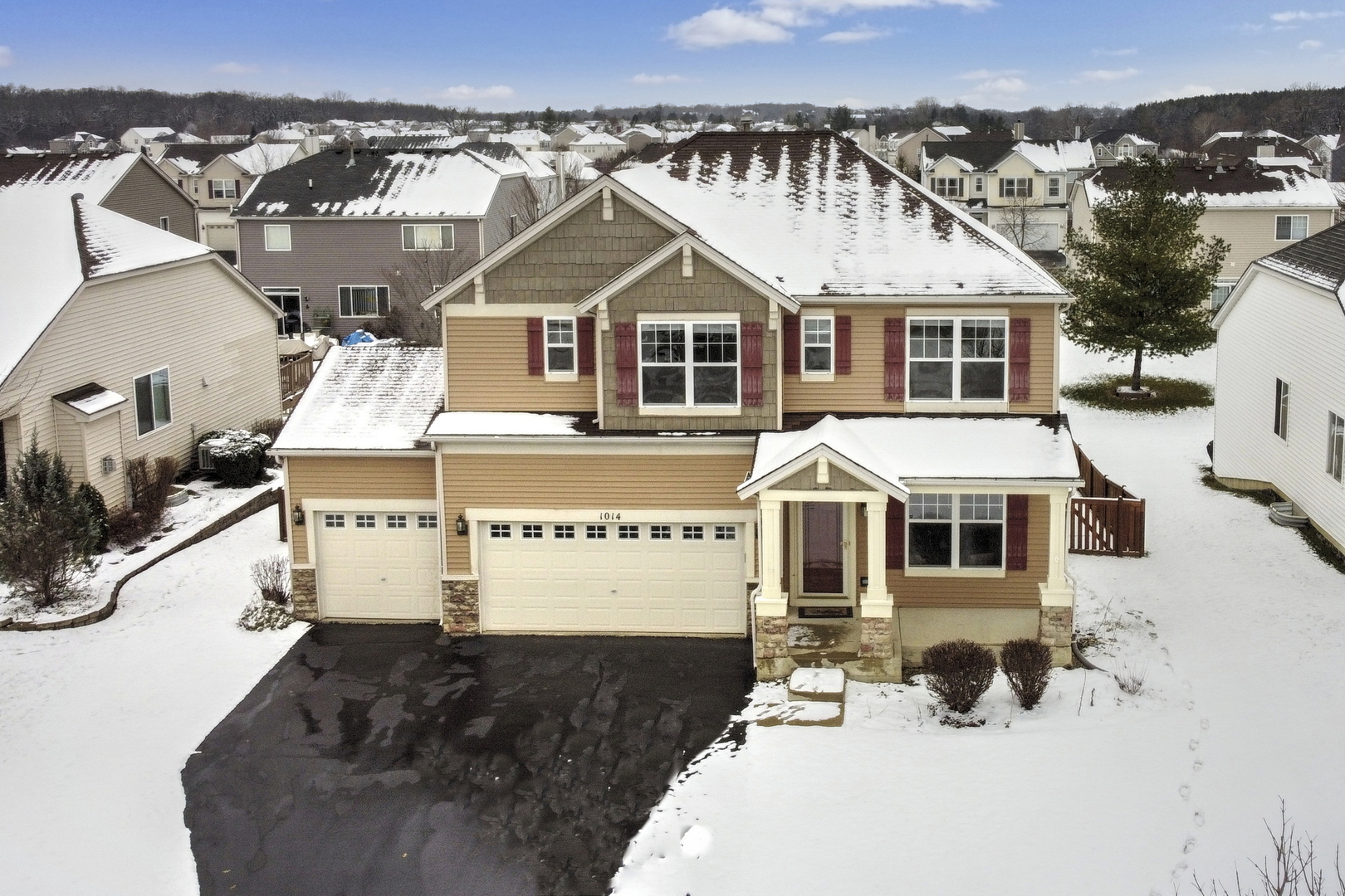 1014 Devon Drive Antioch, IL 60002 - Photo 5 of 51 an aerial view of a house with a yard
