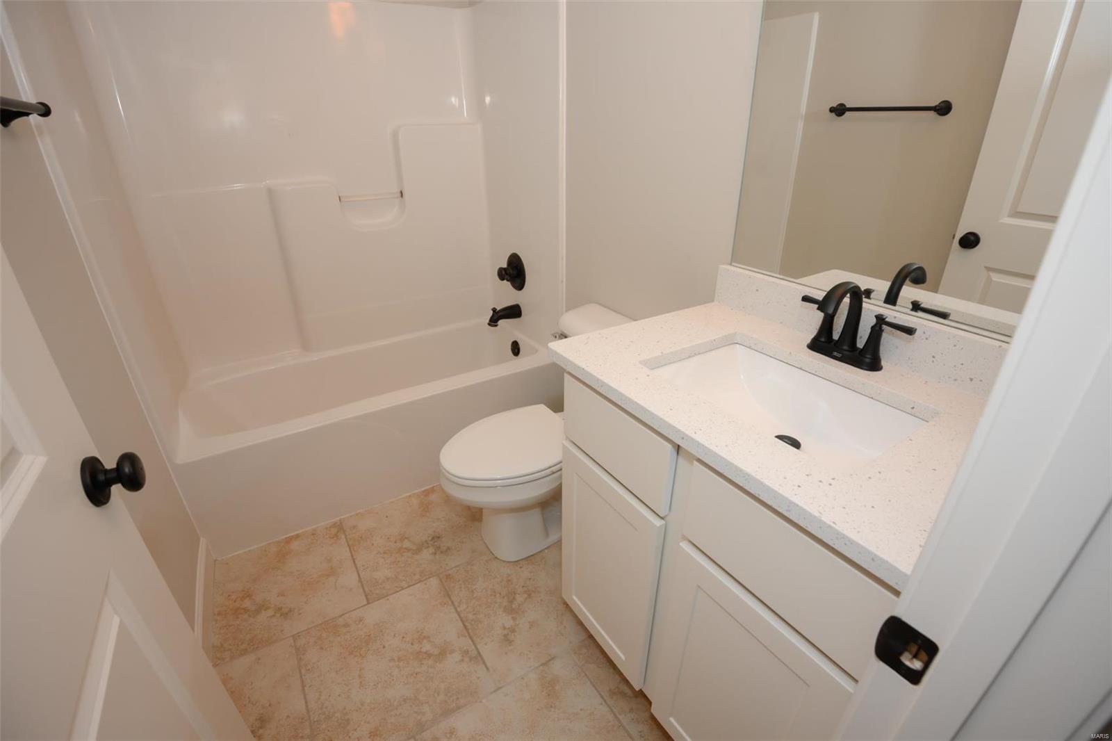 123 Briar Ridge Maryville, IL 62062 - Photo 24 of 37 Gallery Image 24