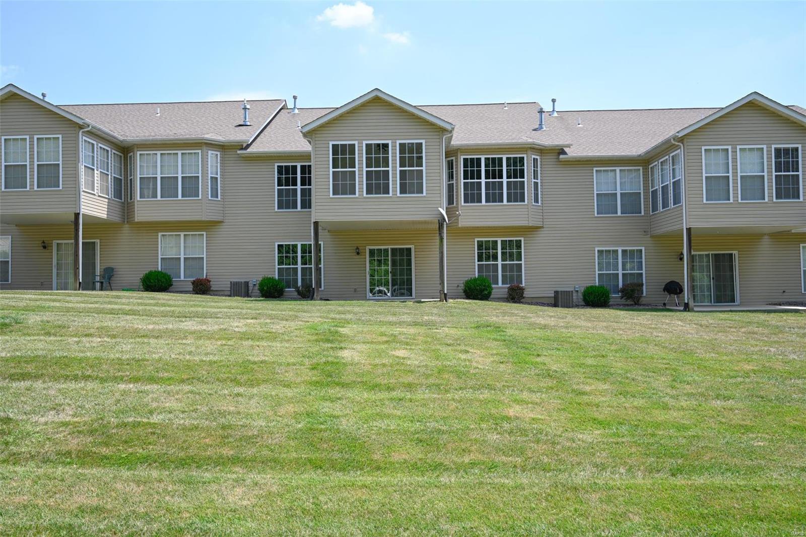 123 Briar Ridge Maryville, IL 62062 - Photo 35 of 37 Gallery Image 35