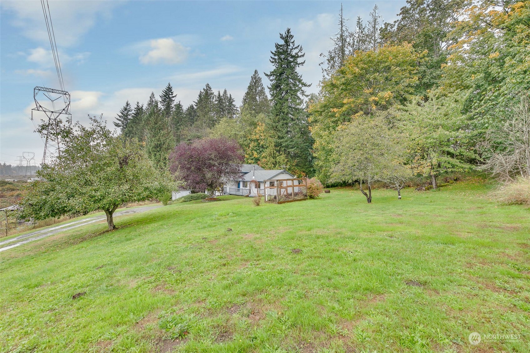 10021 Wagner Road Snohomish, WA 98290 - Photo 19 of 28 a view of an outdoor space and a yard