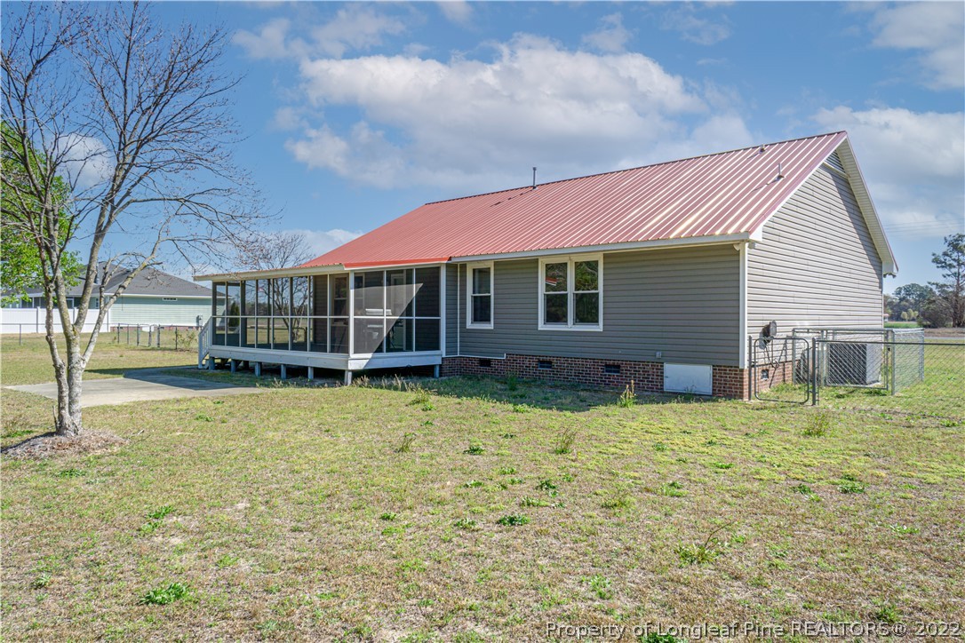 7246 Sim Canady Road Hope Mills, NC 28348 - Photo 4 of 50 Gallery Image 4