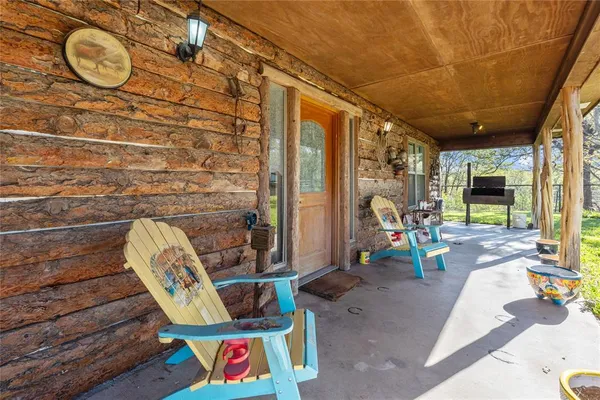 $599,000 | 262 North Cheyenne, Springtown, TX 76082