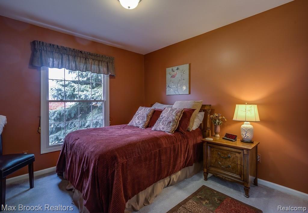 819 Rambling Drive Rochester Hills, MI 48307 - Photo 22 of 32