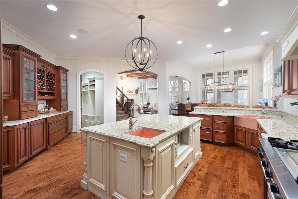 849 East Hillside Road Naperville, IL 60540 - Photo 20 of 75