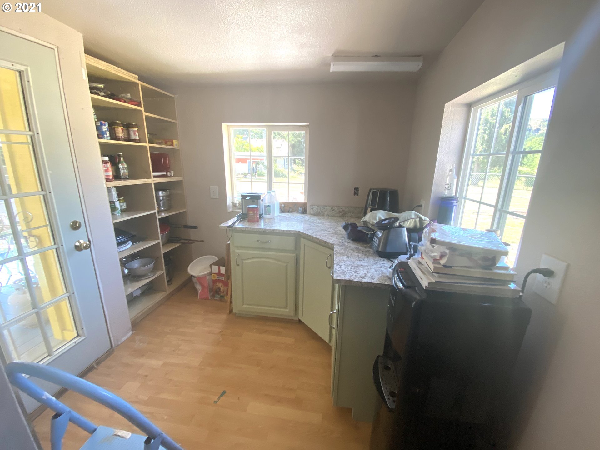 82751 Barbre Road Dexter, OR 97431 - Photo 8 of 31