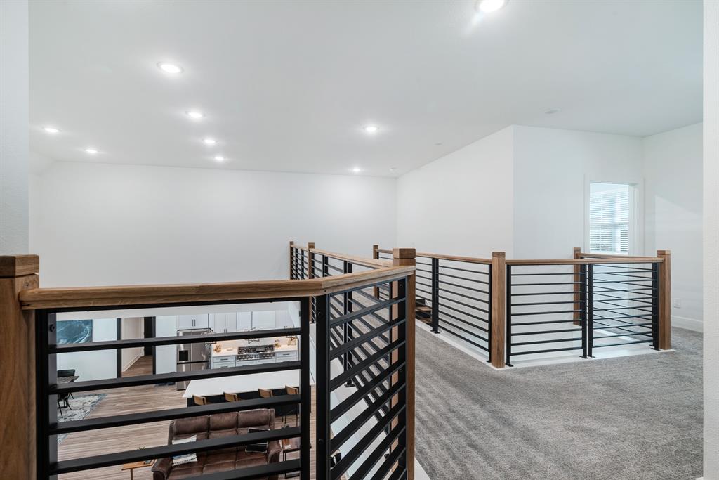 545 County Road Paris, TX 75462 - Photo 21 of 40 a view of a hallway with seating space