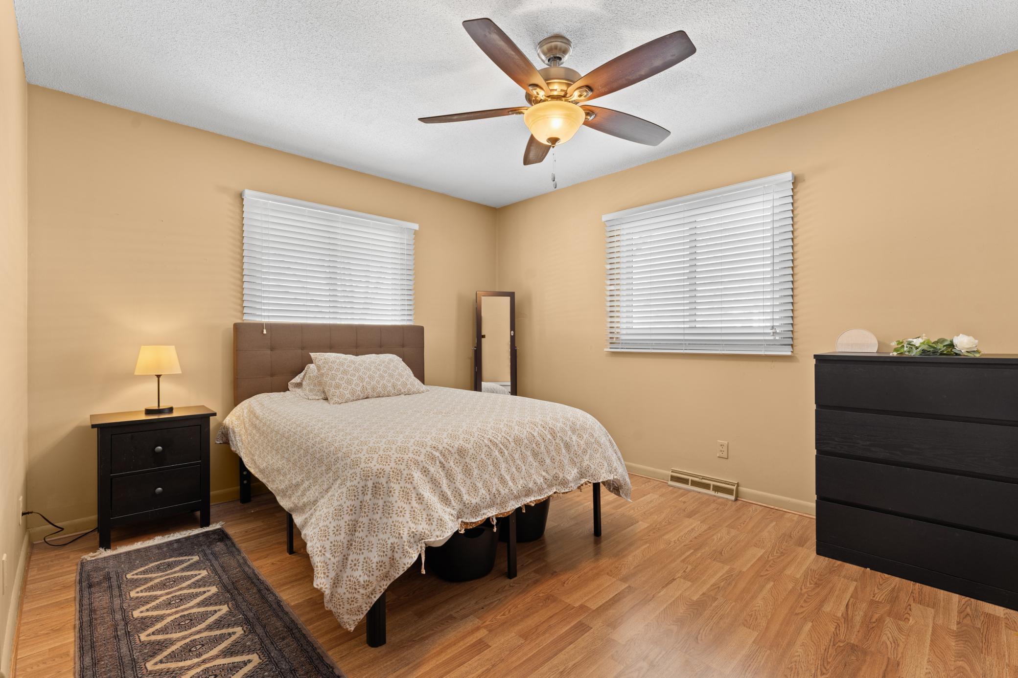 1604 11th Avenue Northeast Rochester, MN 55906 - Photo 15 of 27